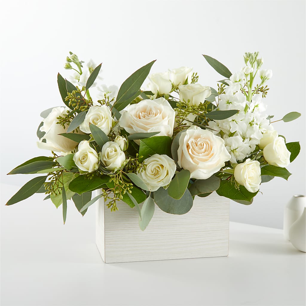 Fresh Linen Box Bouquet – Acme, Malvern PA