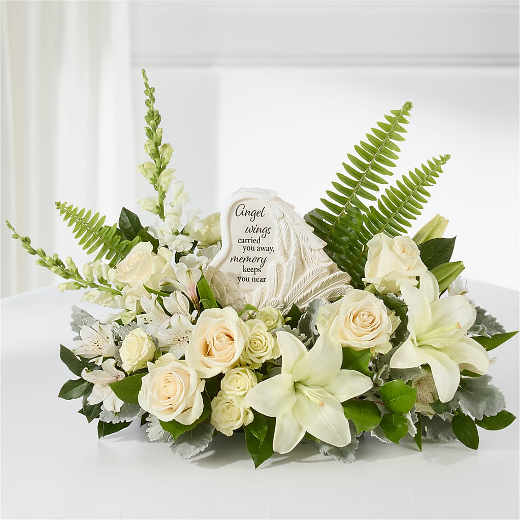 Holding You Close Arrangement – Acme, Malvern PA