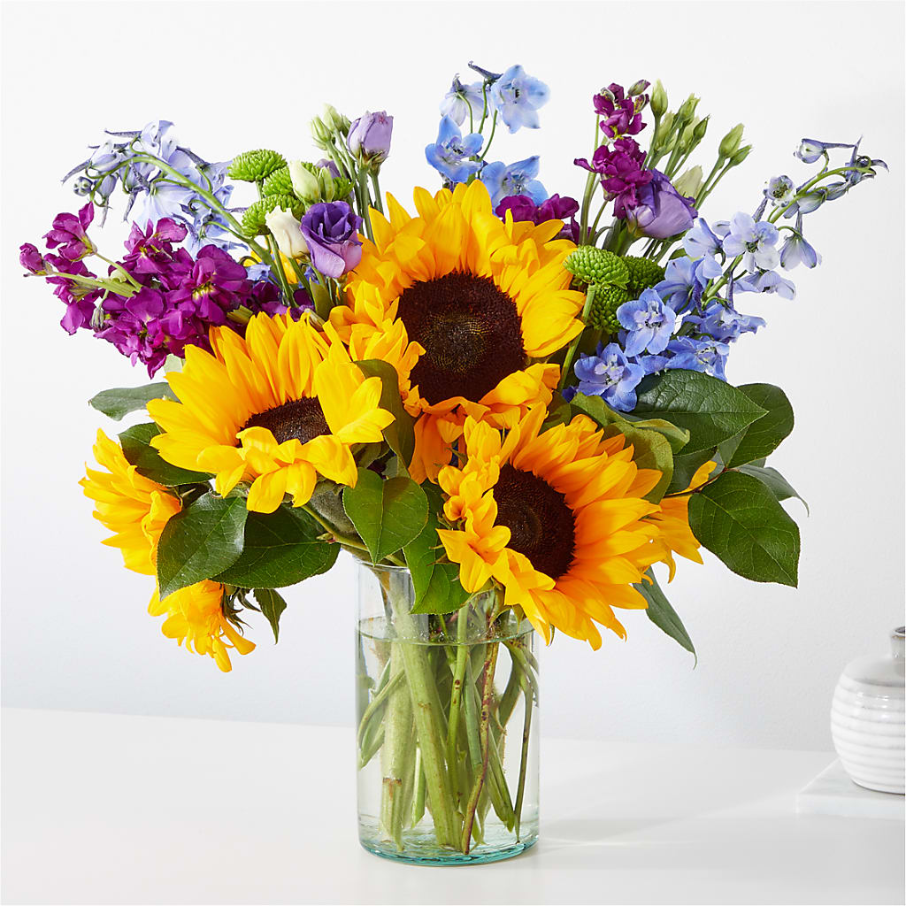 Catching Rays Bouquet – Acme, Malvern PA