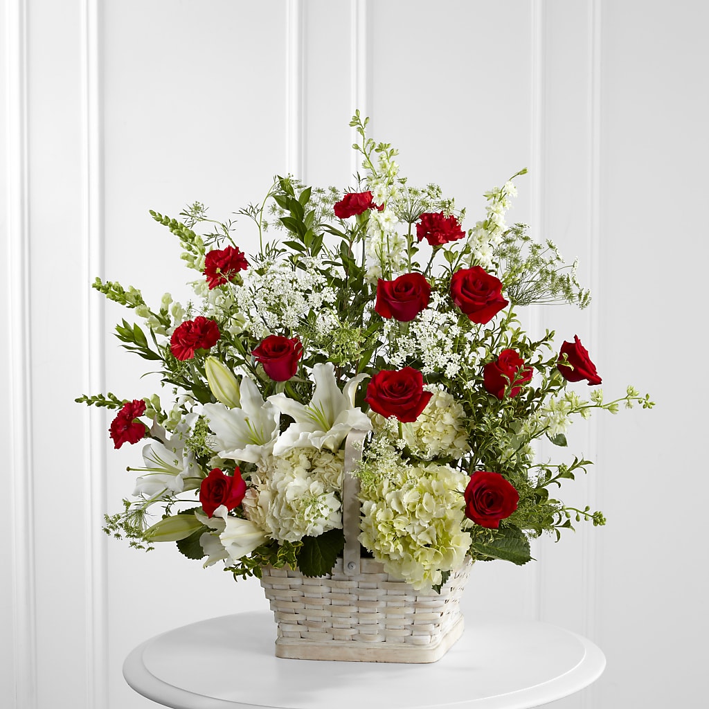 In Loving Memory Arrangement – Acme, Malvern PA