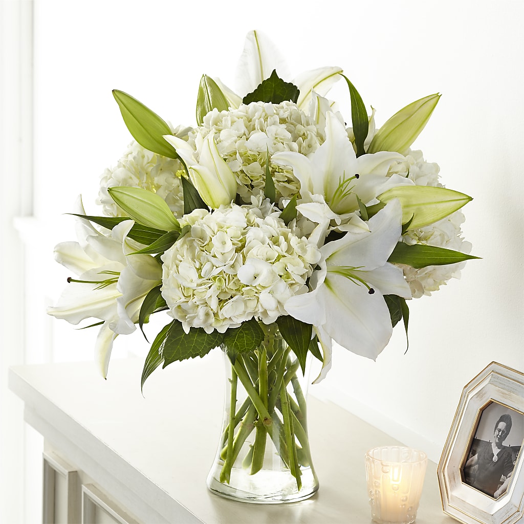 Compassionate Lily Bouquet – Acme, Malvern PA