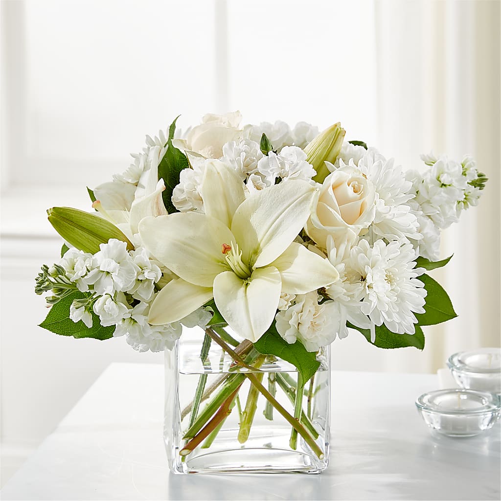 Gentle Breeze Bouquet – Acme, Malvern PA