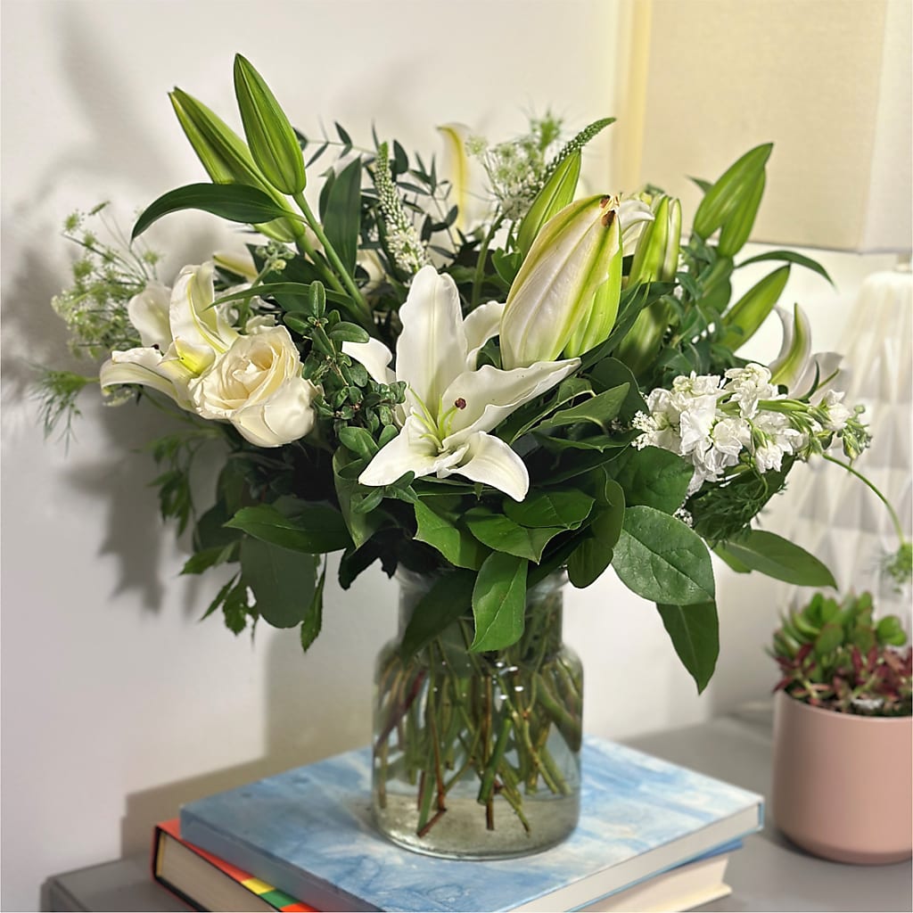 Alluring Elegance Bouquet –  Acme, Malvern PA